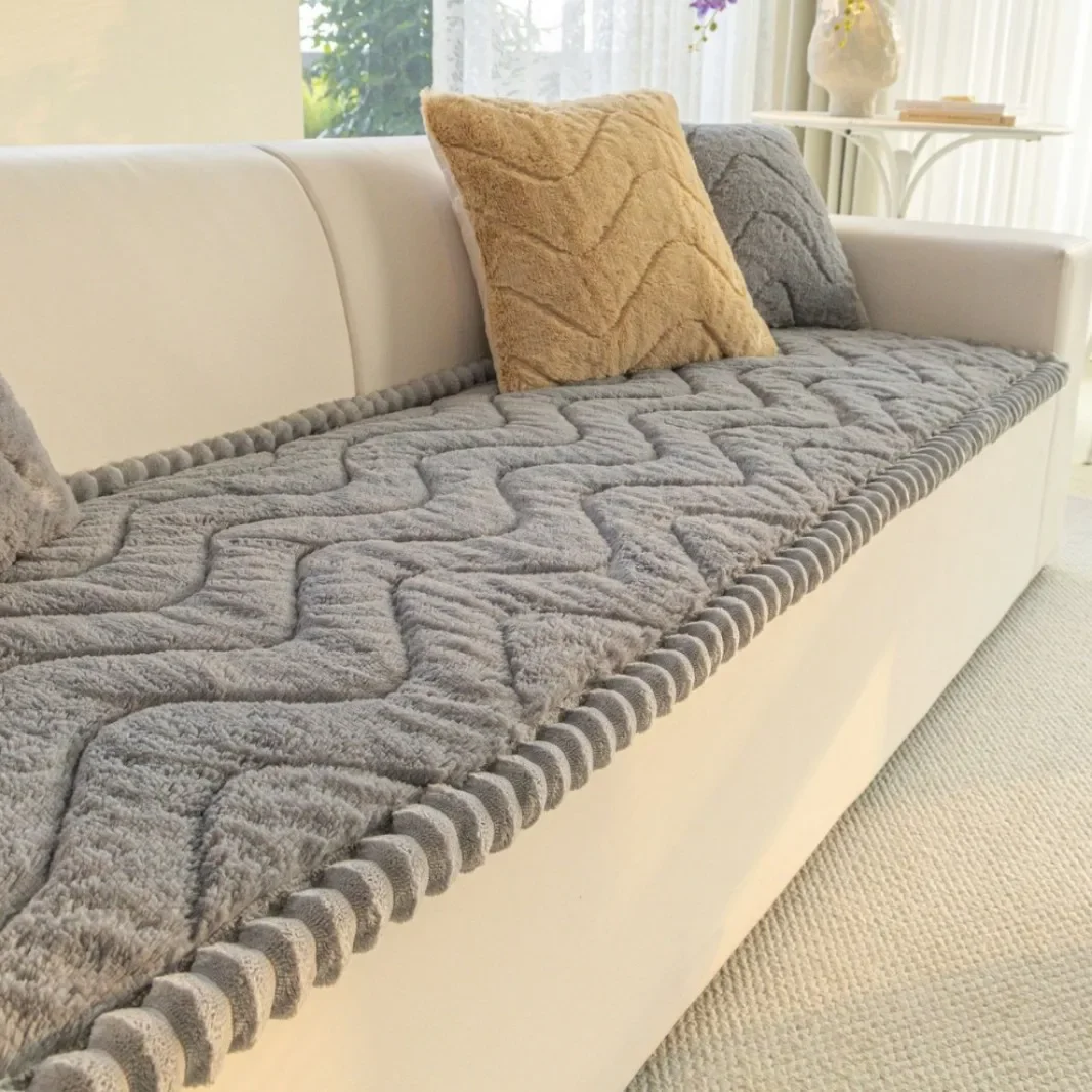 Plush Sofa Cover Solid Color Simple Versatile Autumn Winter New One-Piece Cushion Thickened Skin-Friendly Non-Slip Sofa Cover