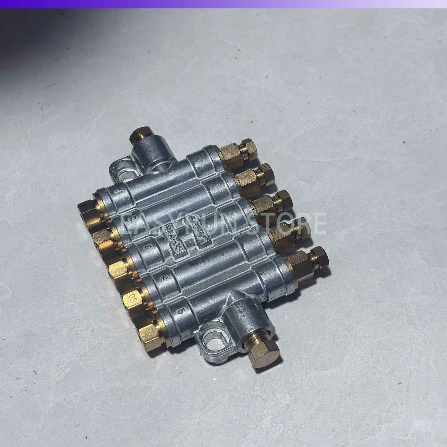 BATON 5 Ways Detective Volumetric Grease Oil Distributor Value Manifold Block For Centralized Lubrication System