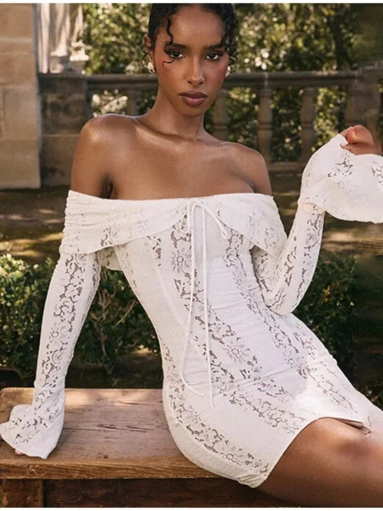 Robe longue en dentelle florale pour femmes, épaules dénudées, manches évasées, élégante, ajourée, moulante, Maxi, robes de soirée, de Club, nouvelle collection printemps