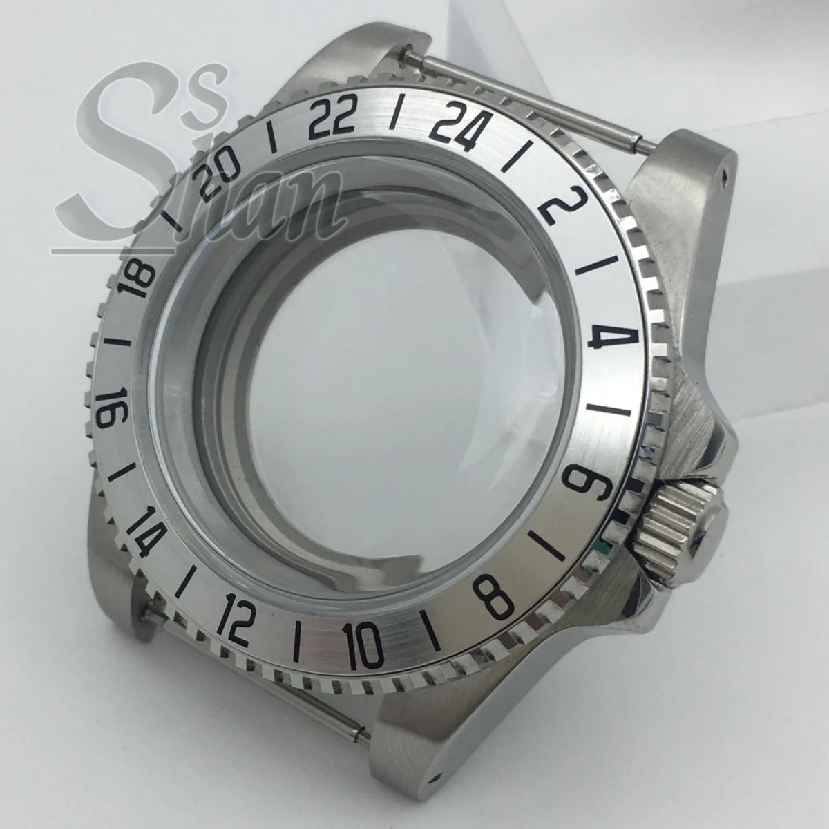 

40mm stainless steel retro diving case arched coated glass is suitable for replacing parts of NH34A NH35 ETA2824 PT5000 movement