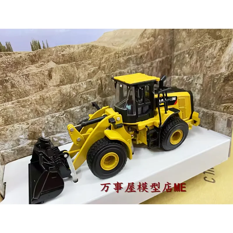 

Модель-копия вилочного погрузчика-бульдозера 950M из сплава, масштаб 1:64, коллекционная игрушка, статическая модель для демонстрации, подарок, 85608