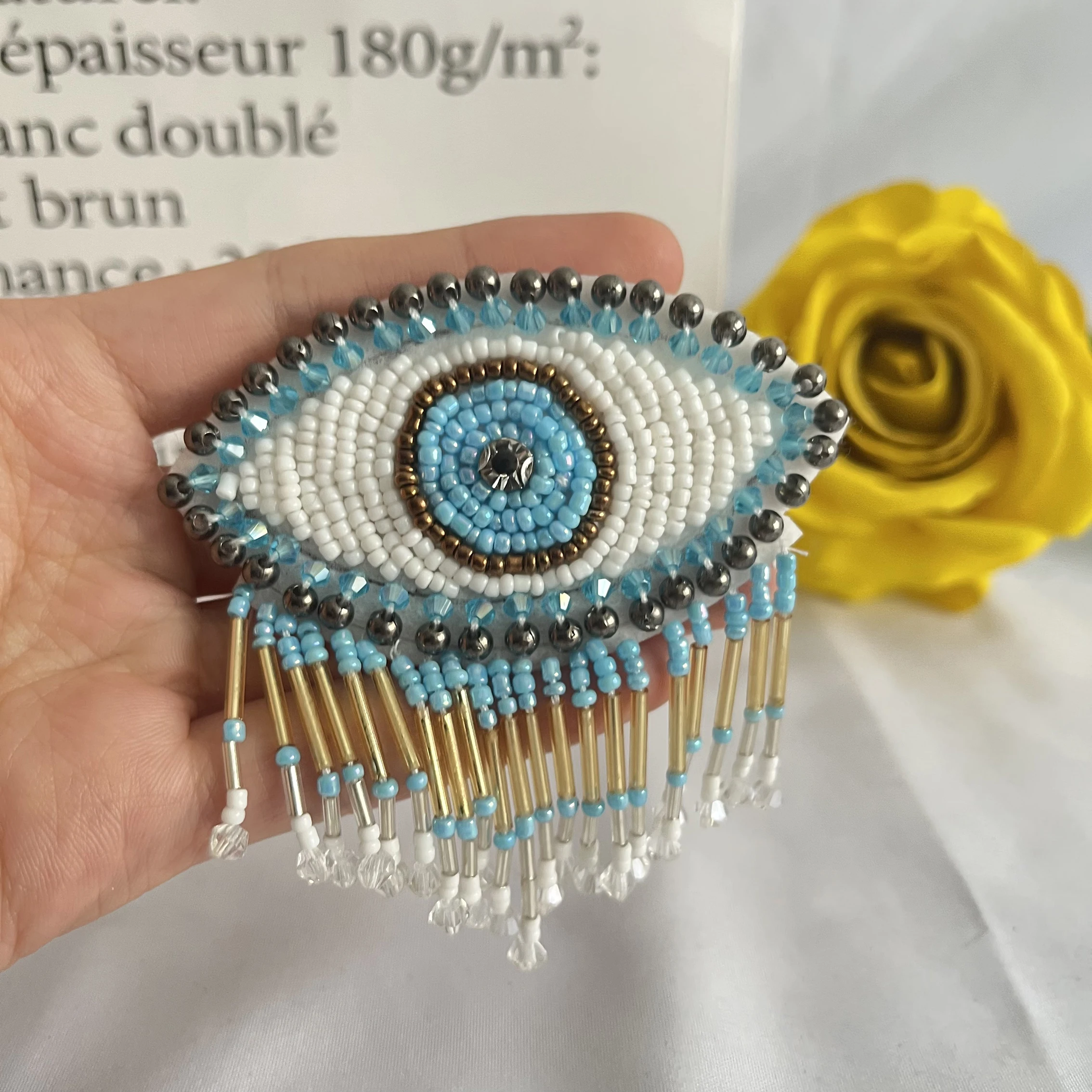 3D Handmade Rhinestone colorful EYES HEARTS Sew on Crystal beaded Patches for clothes bags shoes Cbeading Applique Cute Patch