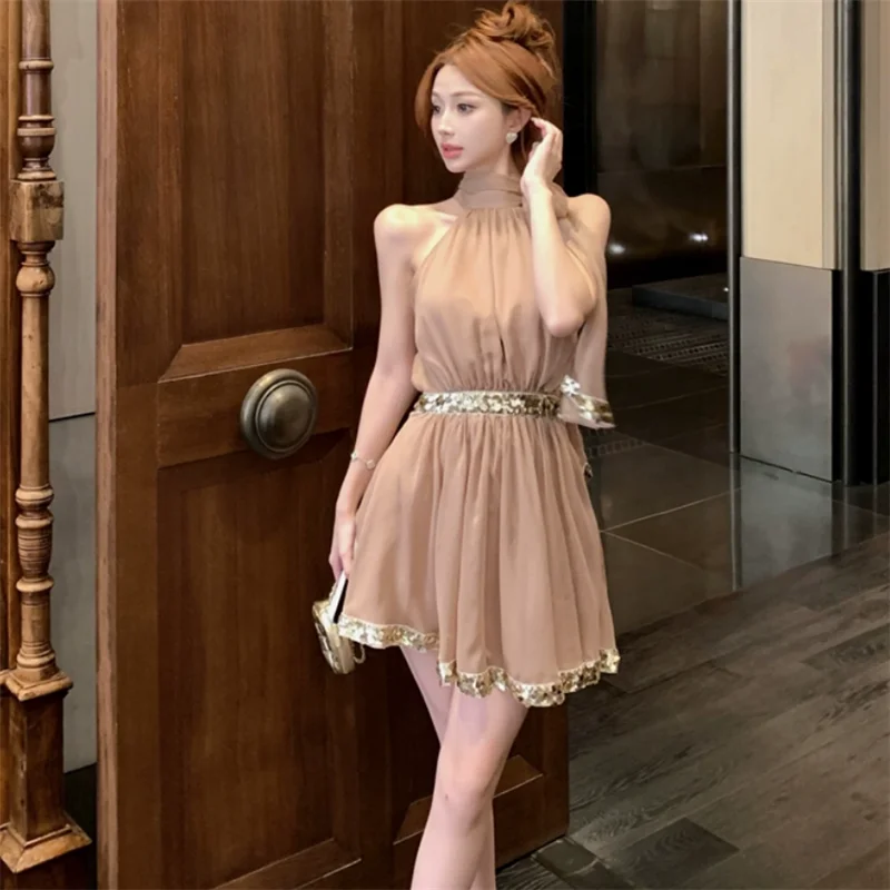 Celebrity Lady Halter bufanda retales con lentejuelas una línea Mini vestido mujeres nueva moda de verano vacaciones sin mangas corto una línea vestido