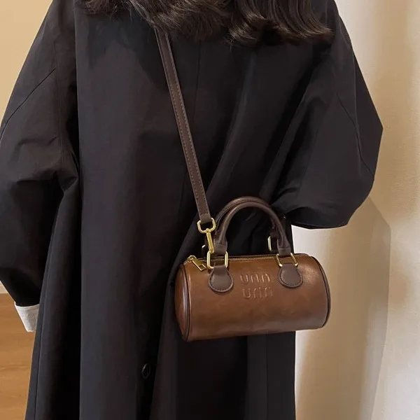 

2025 Curated Shoulder Bag Multi-Way Convertible Crossbody Purse for Women Vintage-Inspired Day to Night Tote Structured Carryall