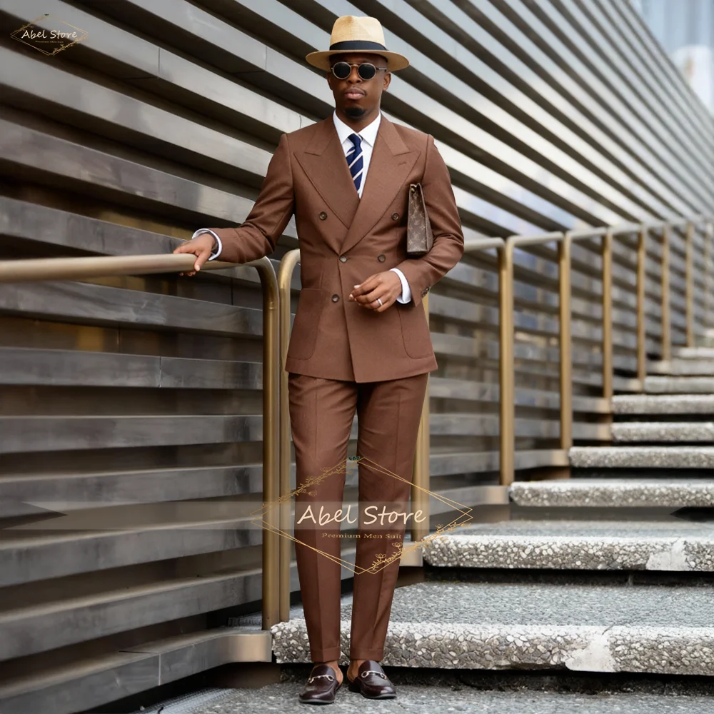 

Men's 2-Piece Suit: Peak Lapel Double-Breasted Blazer with Round Patch Pockets & Pants for Wedding, Party, Formal Events