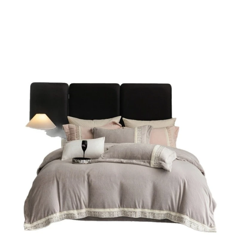 

Xiaoxiangfeng elegant temperament thickened winter four-piece warm double-sided velvet simple embroidery gray