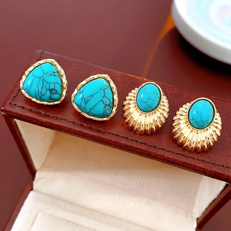 Bohemian Turquoise Stud Earrings Retro Oval Geometric Triangle Round Ear Studs Exquisite Charms Accessories Woman for Banquet K