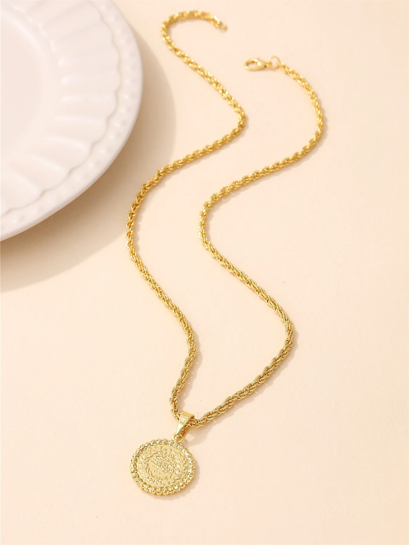 สร้อยคอทอง 18K ชุบทอง ดีไซน์เก - Coin Necklace Delicate บทวิจารณ์และราคา