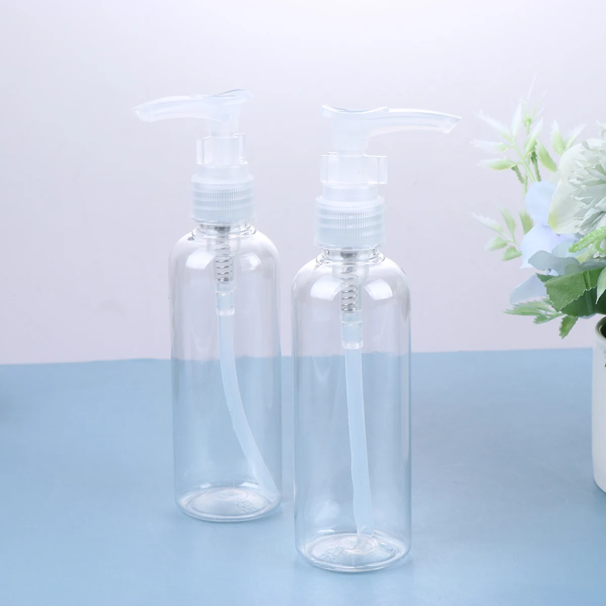 4 pz 100 Ml Presse Bottiglie Dispenser di Plastica Portatile Emulsione Contenitore di Liquido Per Il Viaggio Shampoo Lozione Lavaggio Del Corpo Riutilizzabile