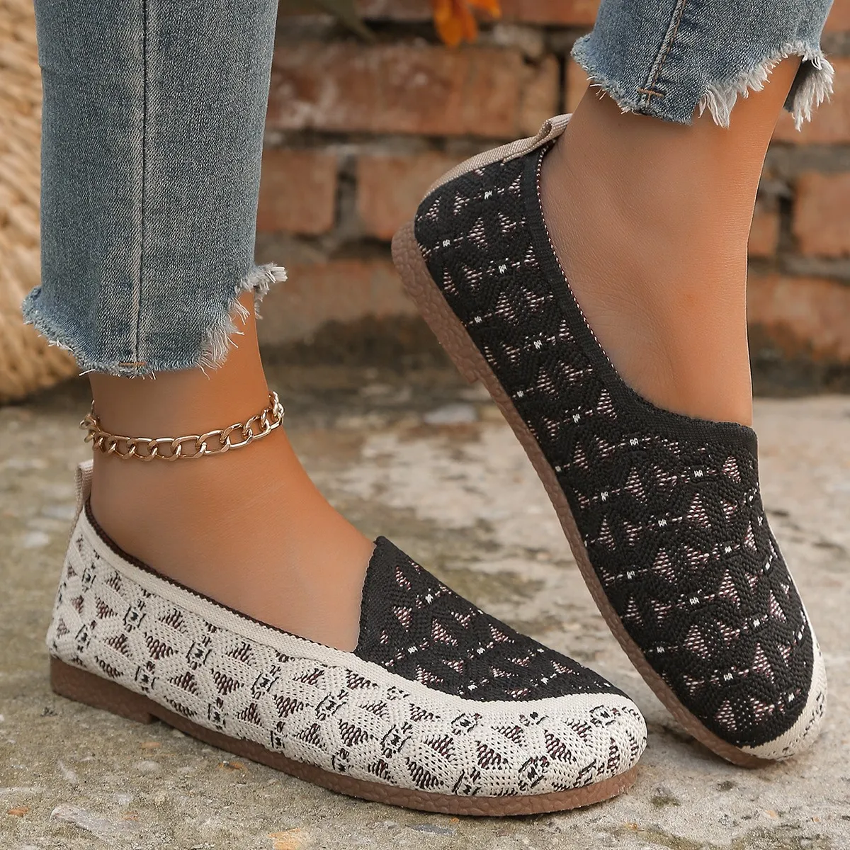 

New Mesh Fabrics Breathable Flats Women Shoes Ventilate Lace Leisure Loafers Mom Shoes Comfort Casual Light Sneakers