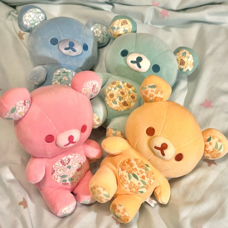 Lindo Ditsy Floral Rilakkuma muñeca de algodón cuatro estaciones llavero de felpa Kawaii oso de dibujos animados bolso de peluche encanto Ginza recuerdo limitado