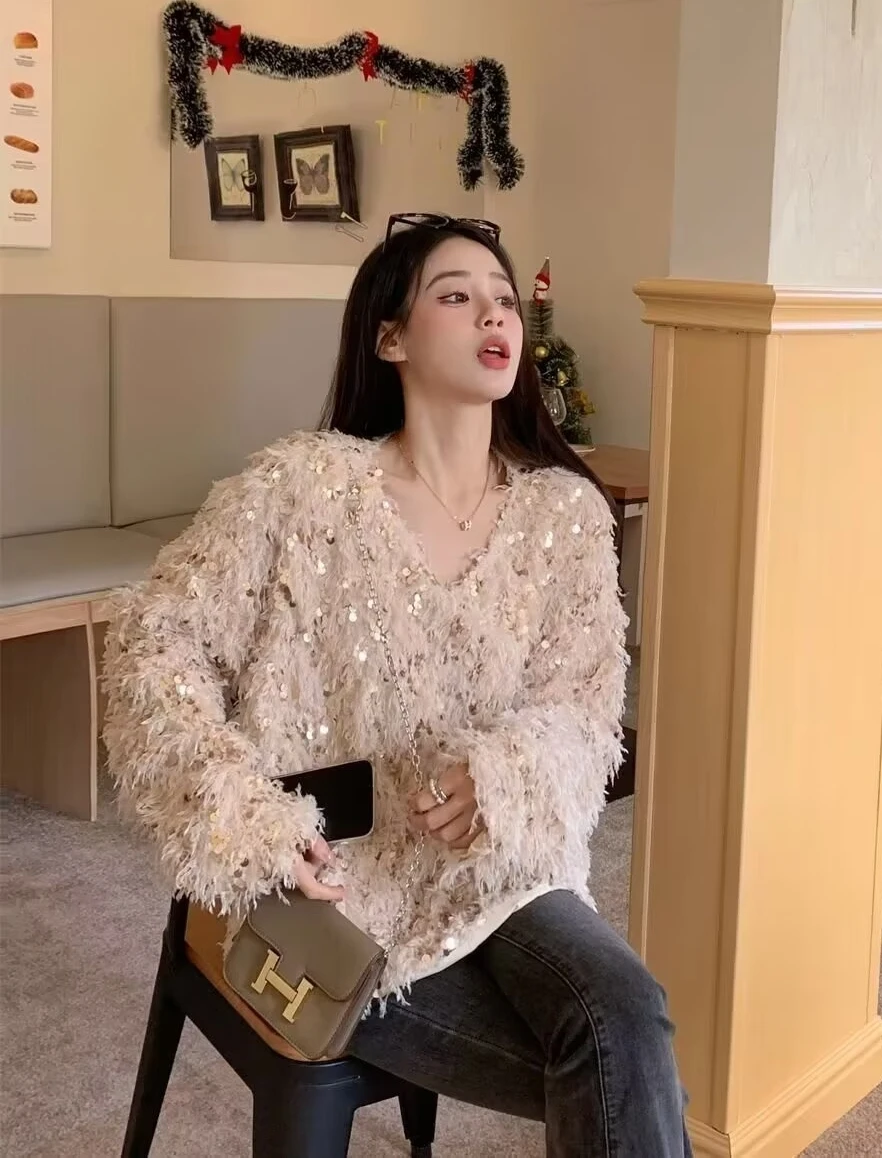 Rindu TRAF 2025 Women's Atmospheric Feather Sequin Sweater Top Elegant Blouse Cheap Clothes Shirts Trend Sumer  Shirt