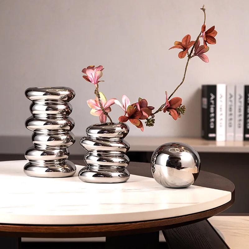 

Nordic Home Decor Silver Plated Ceramic Vases For Flowers Hydroponic Art Light Luxury Mirror Ceramic Silver Plating Vase