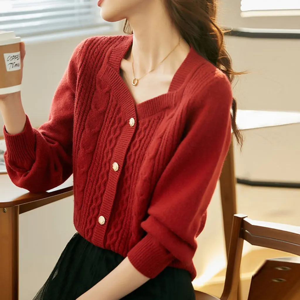 

Retro Zodiac Year Red Cable Knitwear Soft Waxy Top for Women Design Autumn Winter New Arrivals Knitwear