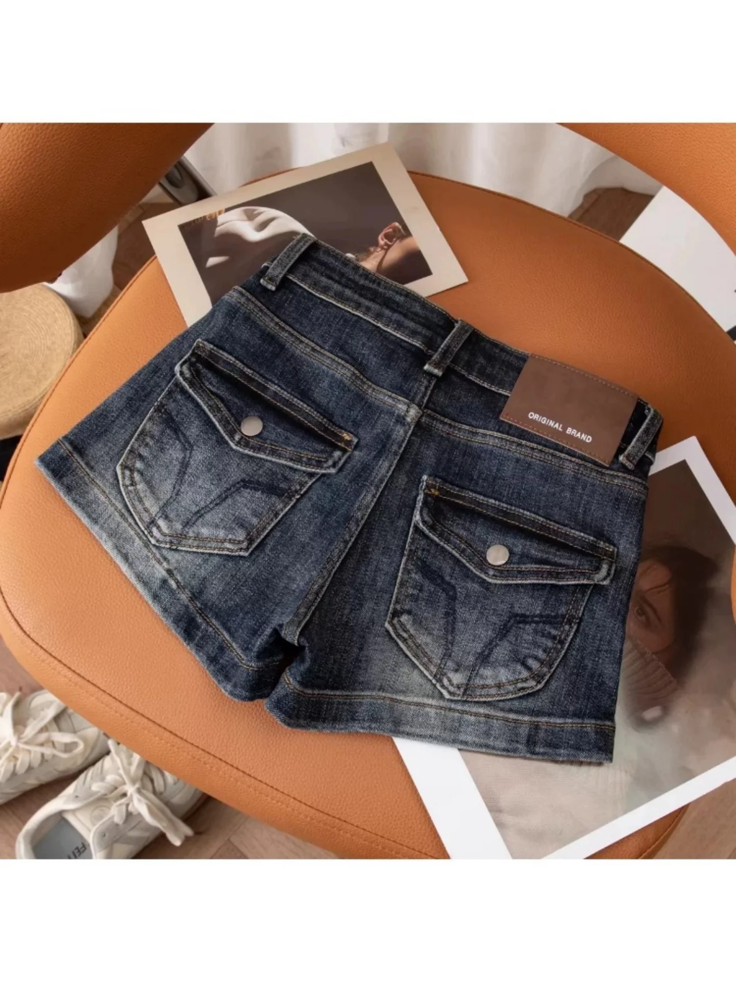 

Sexy American Style Low Waist Denim Shorts Women's Summer Slim Fit Hip Enhancing Hot Pants Retro Straight Leg High Waist Pocket