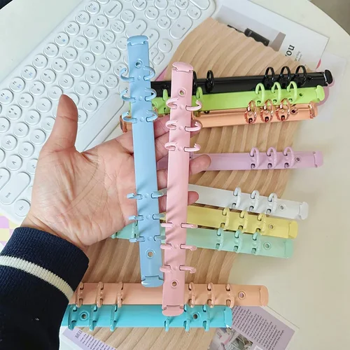Imagen 1 del producto Clip de hierro de hojas sueltas de Metal de color caramelo, macarrón, carpeta de 6 agujeros, A5, Clips de carpeta de hojas sueltas, cuaderno, anillos de hojas sueltas