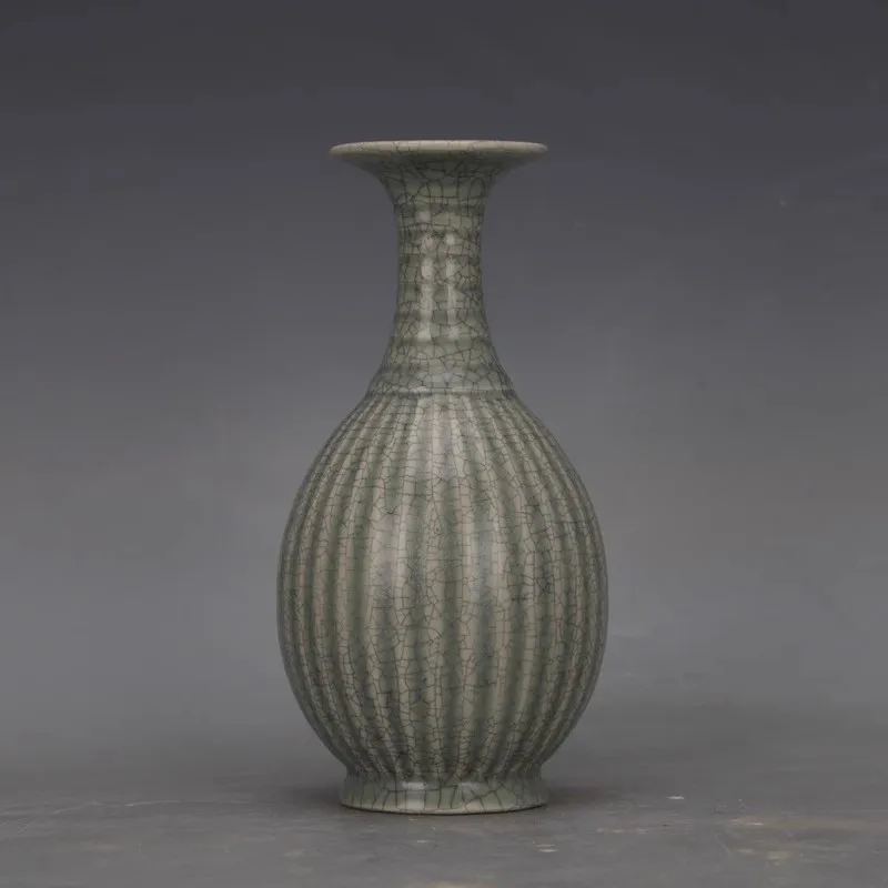 

Song Dynasty Ru Kiln celadon-glazed melon-ridged porcelain vase, an antique collection decorative item from Guqingliang Temple