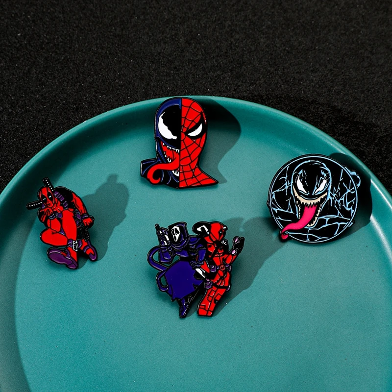 Marvel European and American cartoon characters metal badges, Spider Man, Deadpool, Venom alloy, drip oil brooch, accessory pin