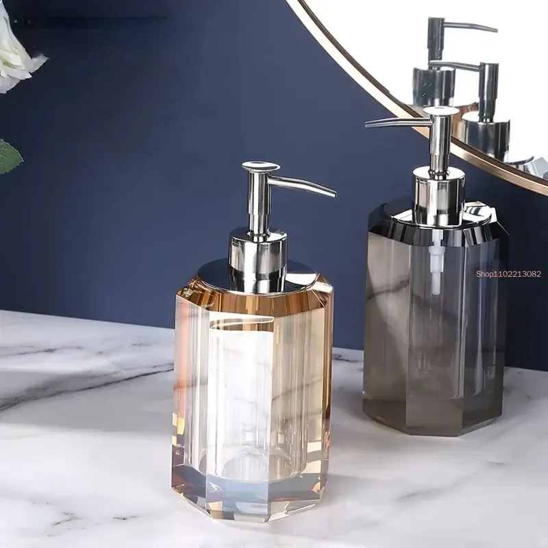 

Light Luxury Liquid Soap Dispenser Crystal Transparent Shower Gel Shampoo Dispensing Bottle Container Bathroom Accessories