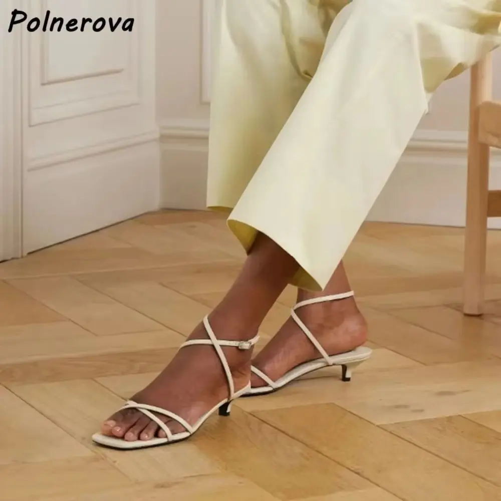 Sandales noires à fines brides croisées avec boucle, talons chaton, chaussures d'été décontractées pour femmes, style français polyvalent