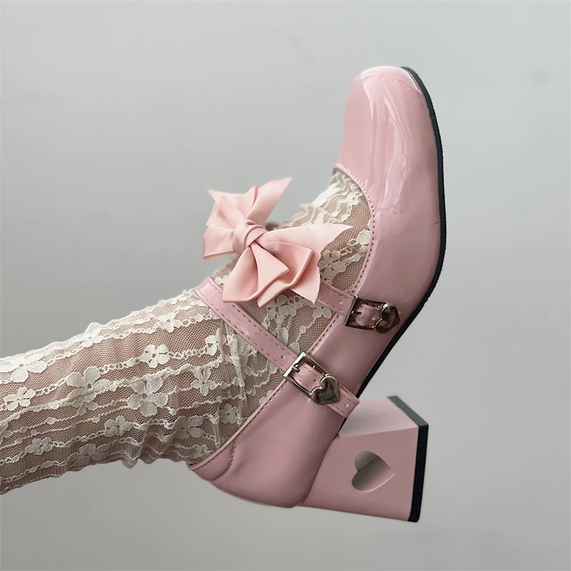 Zapatos Lolita con lazo rosa para mujer, calzado de tacón medio con hebilla, Mary Janes, charol, grueso, Cosplay, 2024