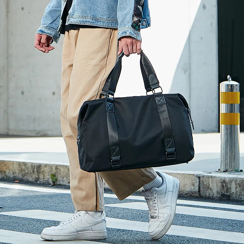 Wasserdichte Herren-Reisetasche aus Nylon mit großem Fassungsvermögen, Schulter-Crossbody-Tasche für Sport, Fitness und Reisen, Frühling, Sommer 2025, NEU