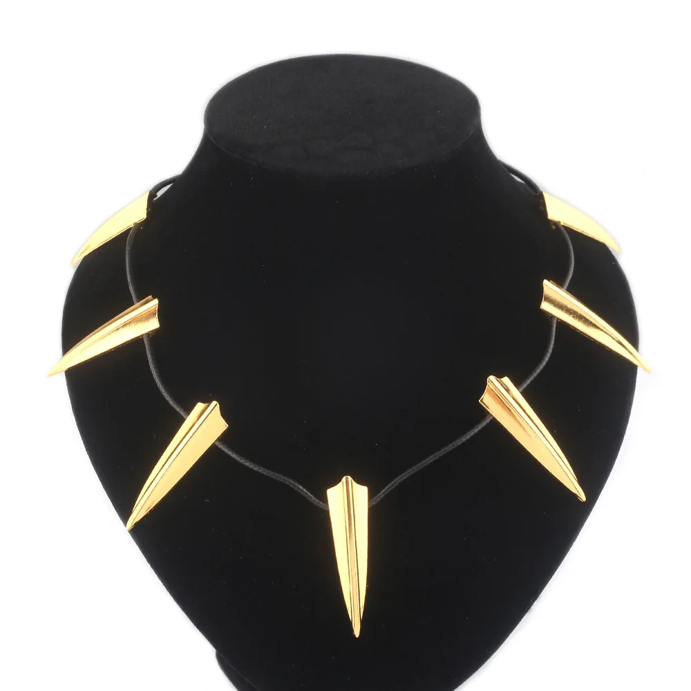 Men's Chic Alloy Necklace Special Gifts For movie Cosplay Key Chain Pendant Wolves Fangs Shape Necklace For Halloween Party