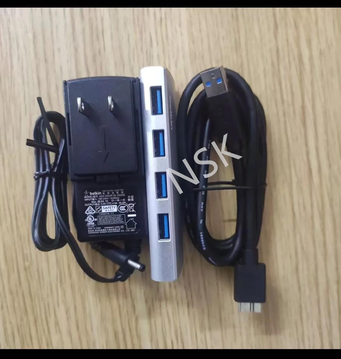 F4U073 New USB 3.0 HUB Hub 4-port for Belkin Expander One to Four Expansion with 4 USB 3.0 Interfaces  Aluminum Alloy Shell