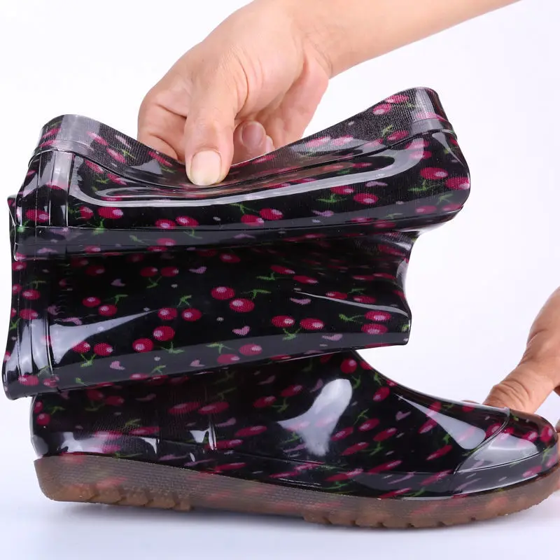 Women Knee-High PVC Rain Boots Camouflage Cherry Print Water Boots Female Non-slip Wear-resistant Fishing Boots