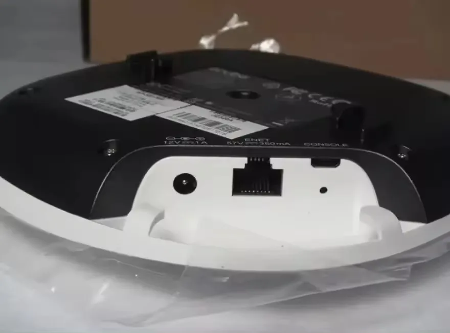 เราเตอร์ Aruba รุ่นใหม่แท้ HPE JW801A - ซีรีส์ AP335 รองรับมาตรฐาน 802.11n/ac ระยะ 5 กม. จุดเชื่อมต่อไร้สาย Wi-Fi รุ่น JW801A