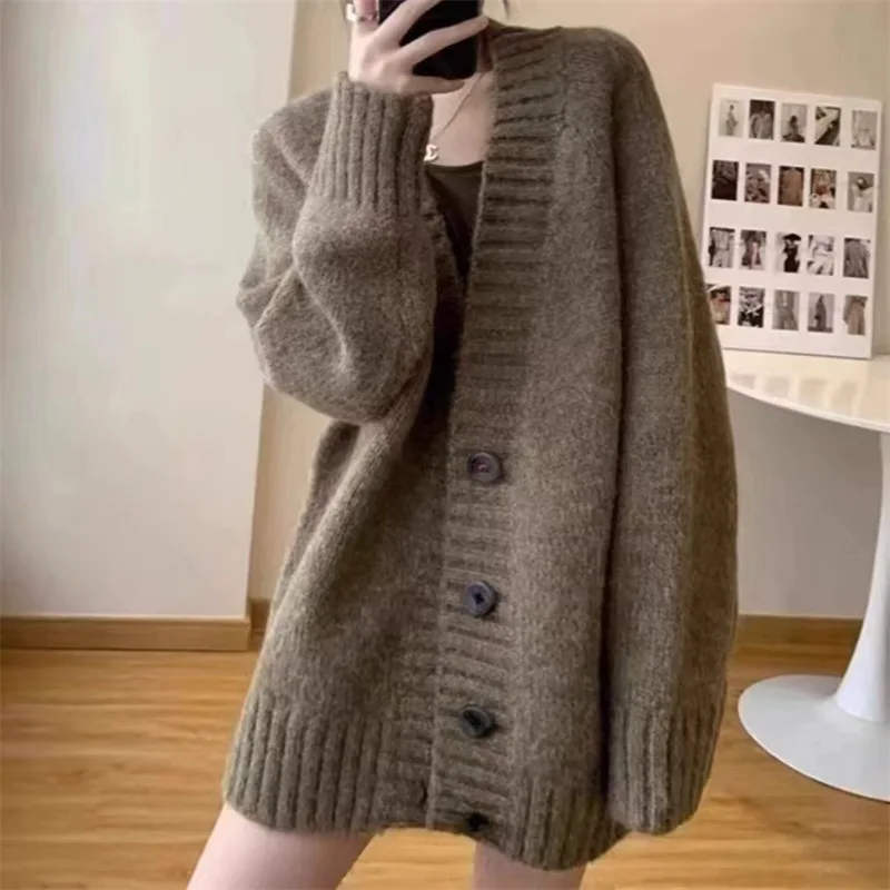 Chaqueta de suéter caqui para mujer, cárdigan de punto holgado y adelgazante, versión coreana de otoño e invierno