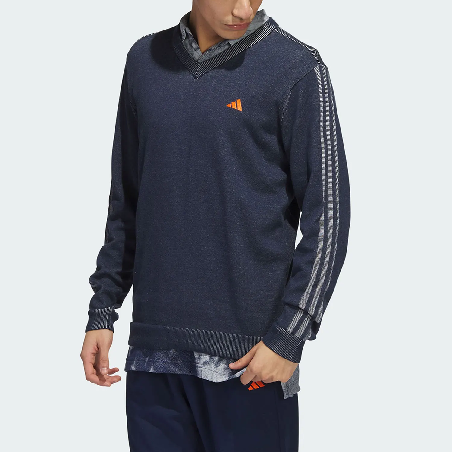 

Мужская трикотажная толстовка Adidas Originals MTBR PULLOVER с V-образным вырезом HT0019