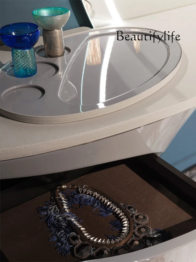 Light Luxury Dressing Table Modern Minimalist Bedroom with Large round Mirror Desks and Chairs High Sense Makeup Table