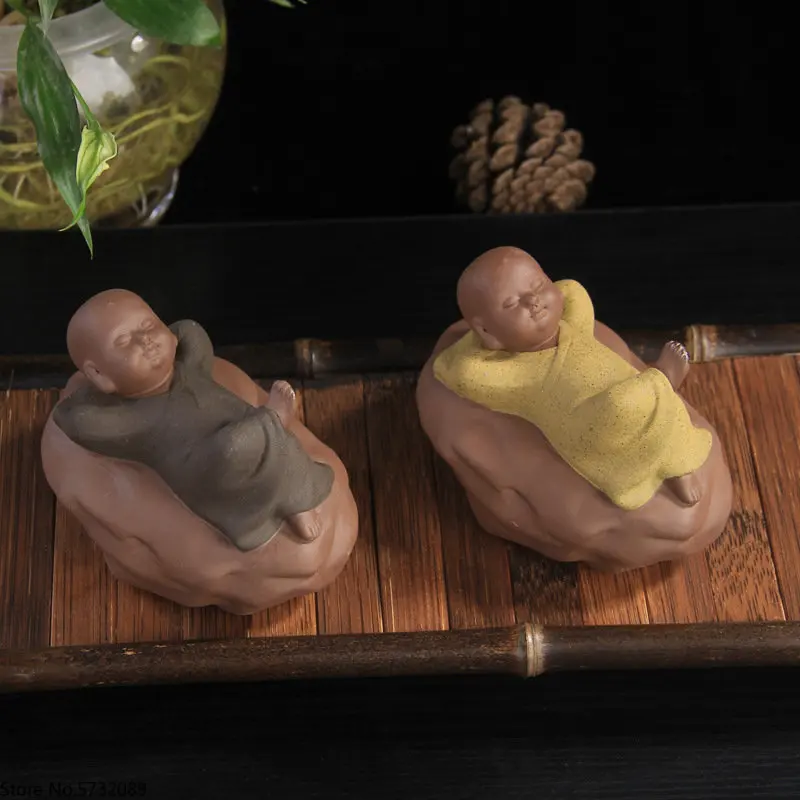 2PCS Crafts: Colored sand pottery, monk, purple sand tea, favorite tea ceremony figures, ceramic ornaments