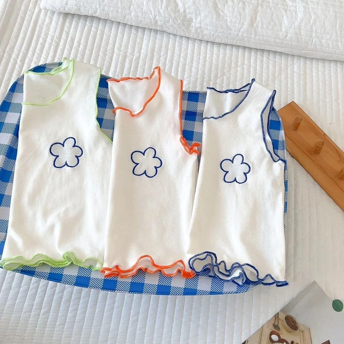 Summer baby sleeveless vest T-shirt shorts two-piece baby thin model casual home clothes set children\'s pajamas