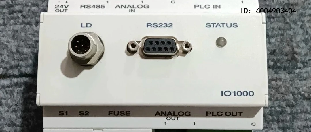 560-310 IO1000 Modular Leak Detector Interface with External Controller Rail Installation