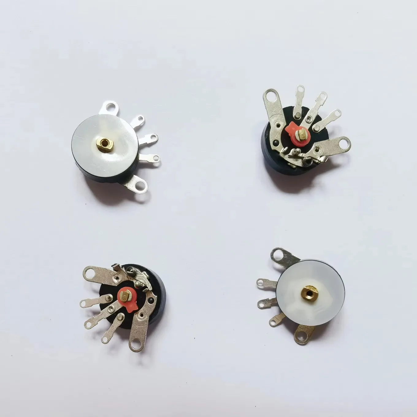 Original new 100% RV16MM B103 B10K B5K FLAT-LEAD potentiometer with switch power amplifier radio volume potentiometer potential