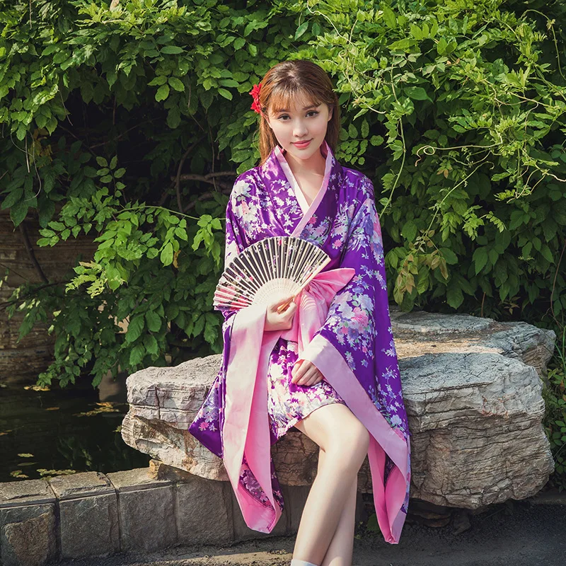 

Traditional Japanese Women's Kimono Purple Cherry Blossom Cherry Blossom Silky Texture