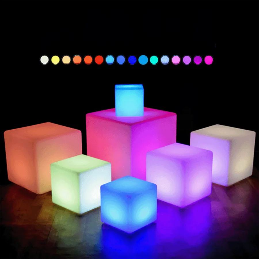 Outdoor LED Iluminado Cube Cadeira, Bar Light, Decoração de Festa de Casamento, Móveis de fezes brilhantes, Bateria AAA, 1Pc