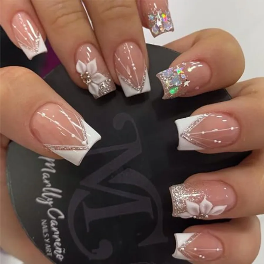 

24pcs Short Square Press on Nails French Tip Fake Nails White Flower with Star Design Glitter False Nails Luxury Nail Charms Cr