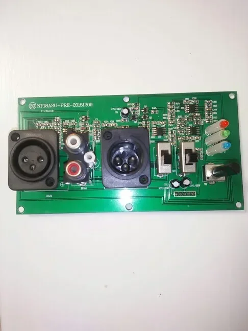 Placa de salida de subwoofer de entrada RCA de entrada equilibrada XLR Placa frontal de subwoofer Placa frontal
