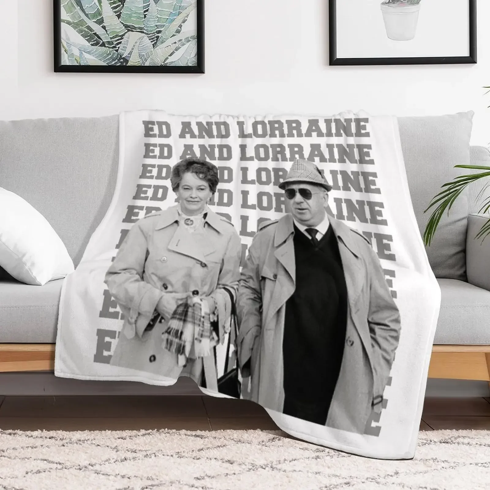 

Ed and Lorraine Warren shirt Throw Blanket Hair Blankets For Bed Luxury Blankets Winter beds manga Vintage Blankets