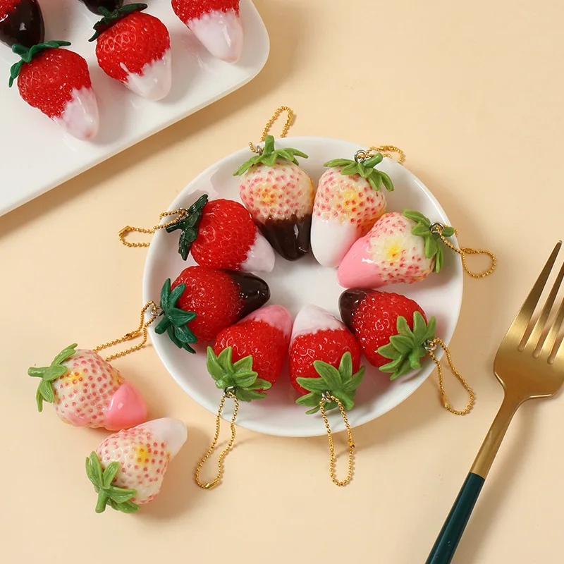 5 قطعة قلادة الفراولة محاكاة الفاكهة وهمية المنزل عطلة الطرف الديكور التصوير الدعائم حقيبة سلسلة مفاتيح الديكور #3