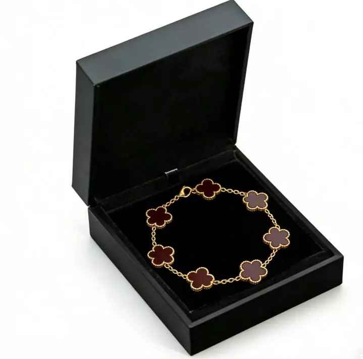 

Hot Sale Stainless Steel Laser Five Leaf Flower Petal Adjustable Clover Bracelet for Woman Girl Waterproof Lucky Jewelry forgift