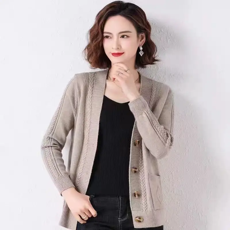 

Women's Autumn Casual Simplicity Solid Color V-neck Knitwear Cardigan Women Clothes Fashion Elegant Temperament Sweater Coat