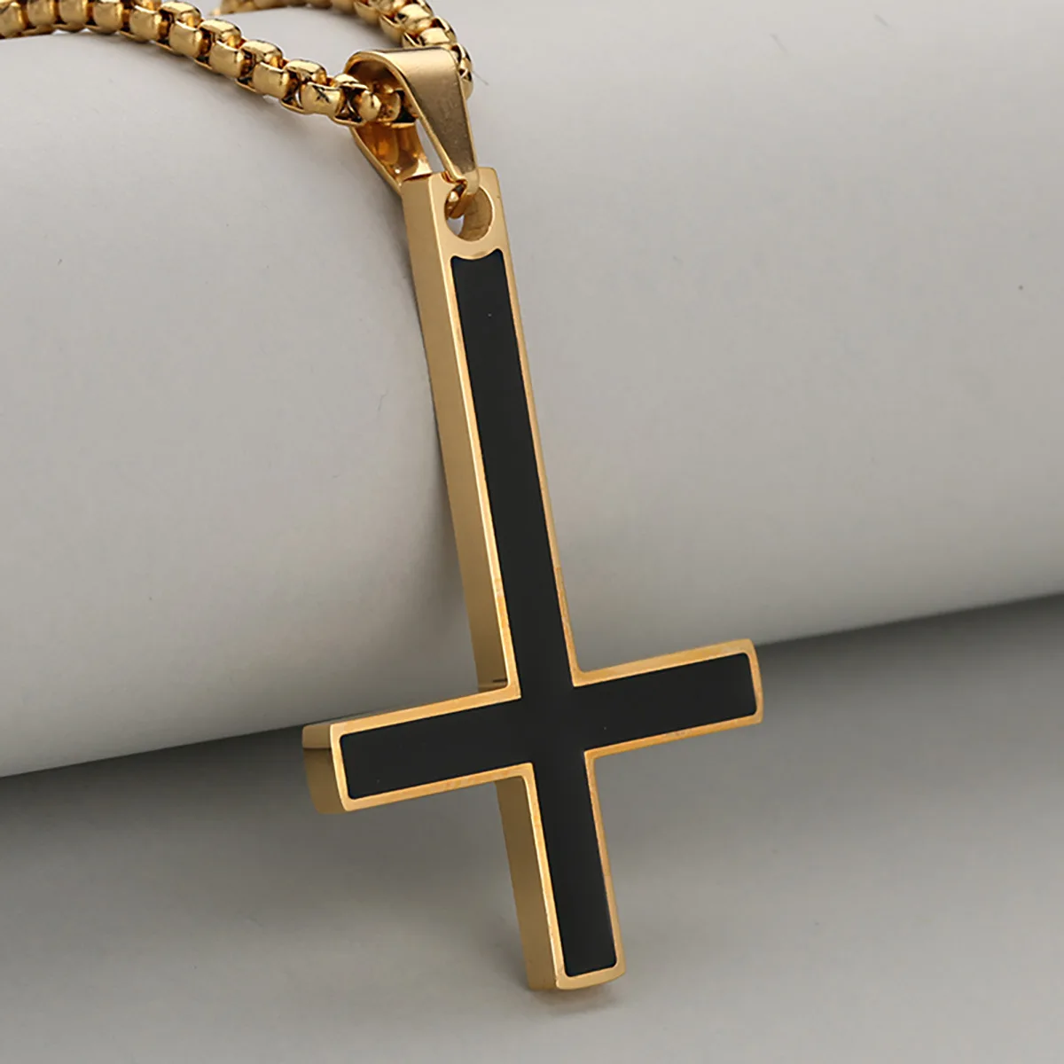 Unique Style Matte Surface Oil Dripping Stainless Steel Inverted Cross Pendant Necklace for Women and Men, Fashion Accessories