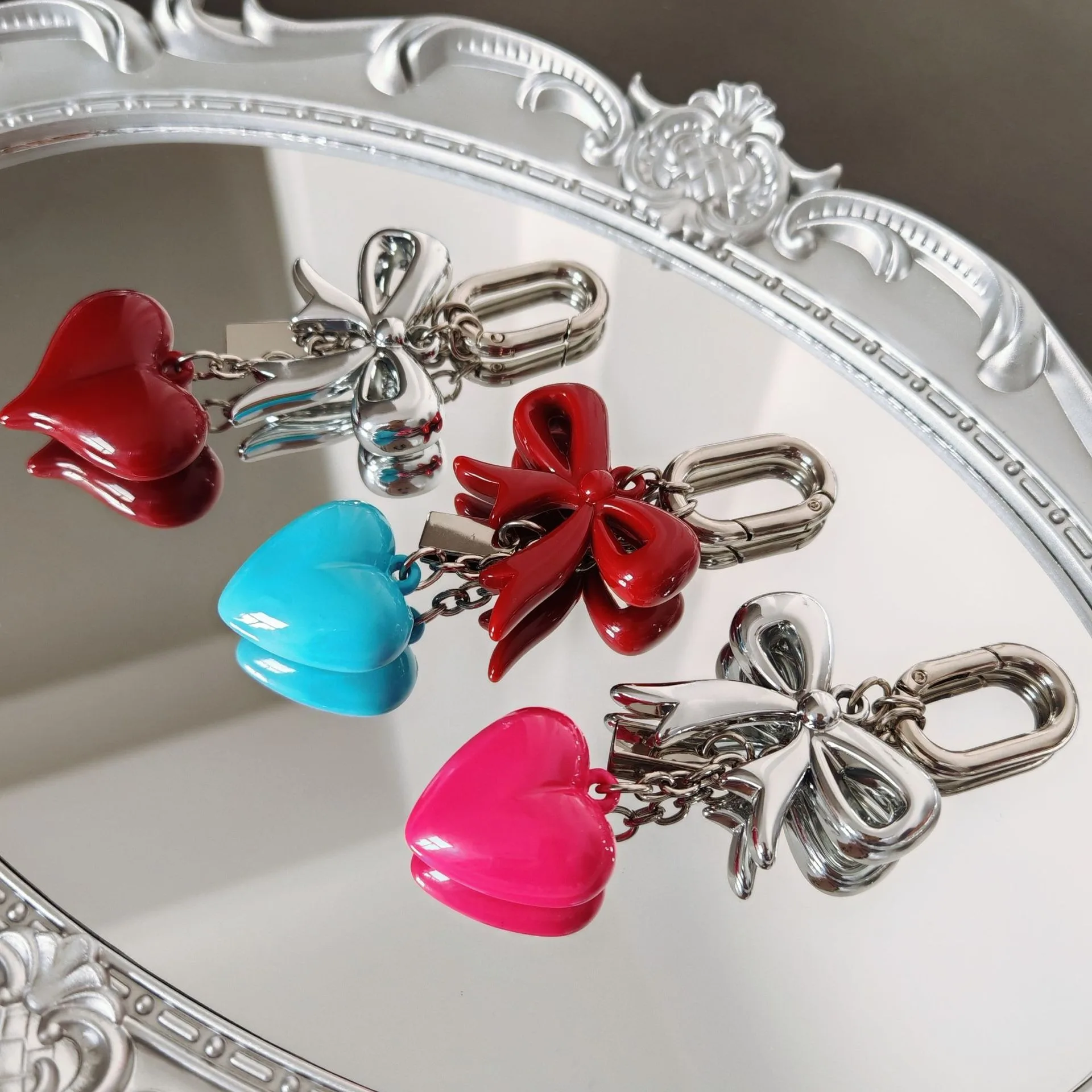 Cute Love Bow Pendants Suitable for Bags Women's Handbags, Shoulder Bags, Small Accessories Bag Accessories