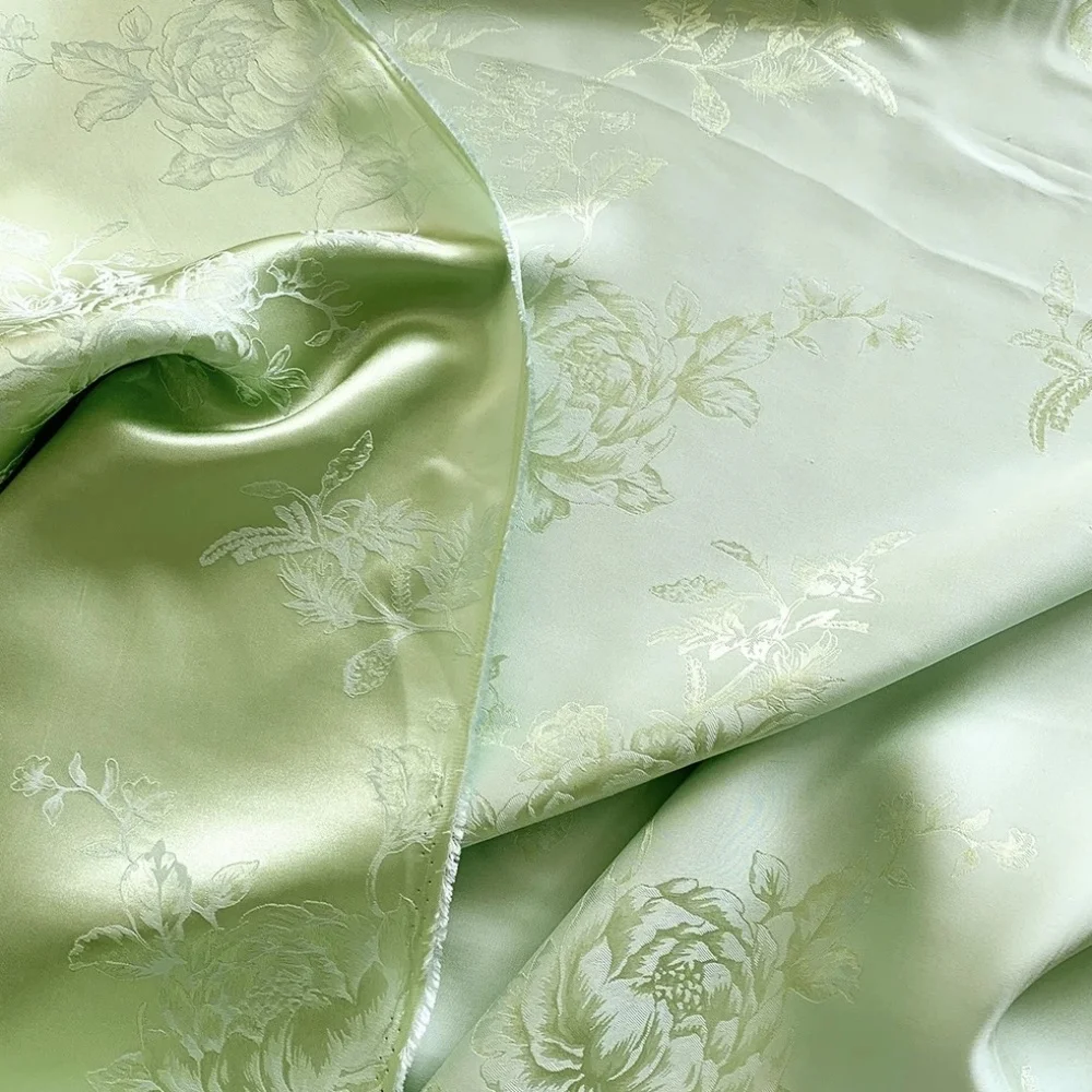 Traditional Colorful Peony Design Top Quality Comfortable Feeling Fantastic Handfeel Silk Jacquard Fabric for Women Cloth Dress