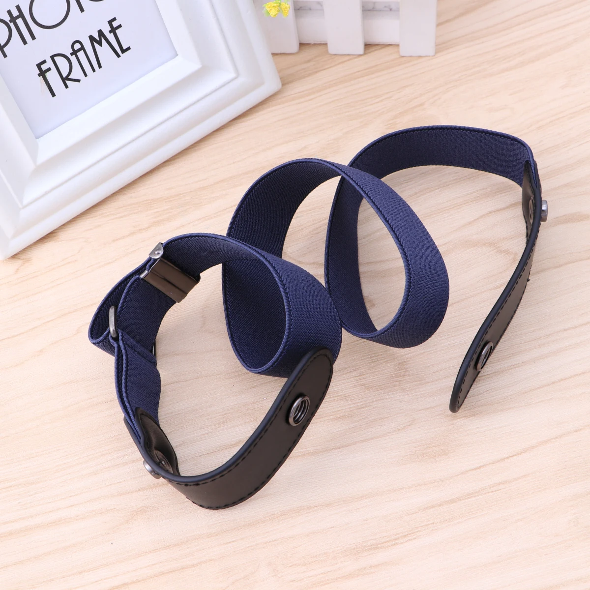 

Elastic Invisible Belt for Men Women Unisex Slim Stretch Adjustable No Buckle Lightweight Small Plus Size