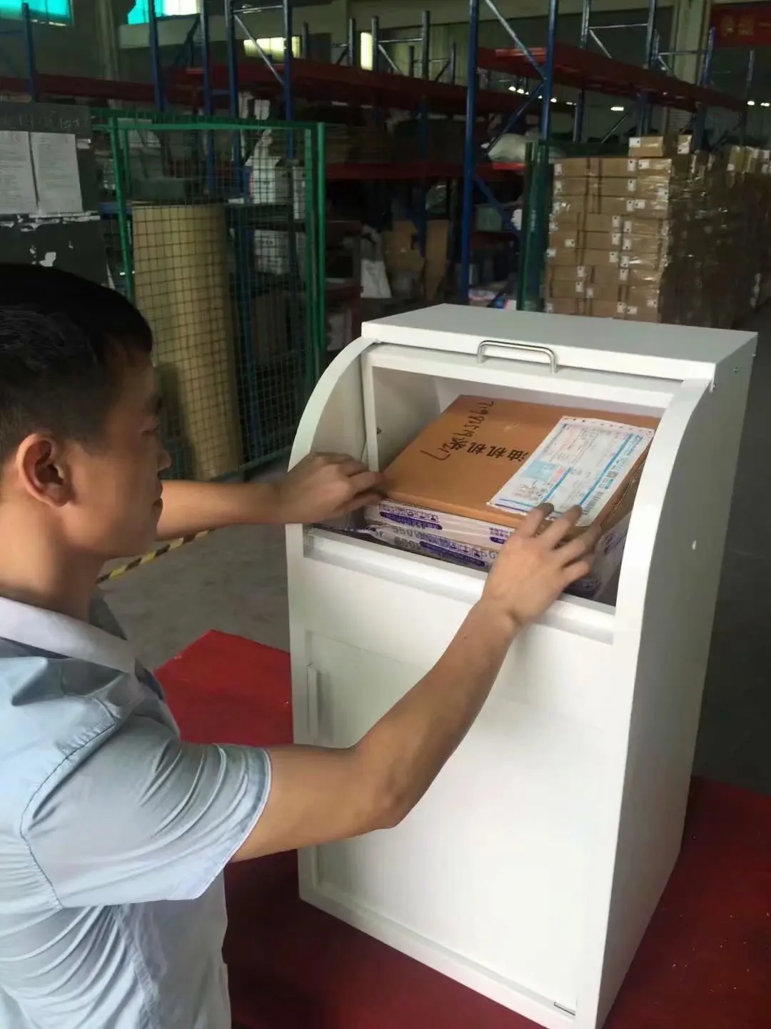 High Quality Outdoor Garden Rainproof Package Delivery Metal Parcel Box for Letters and Parcels  YOOBOX BG003 Paricels